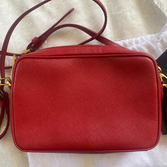 Prada Saffiano Lux Camera Bag - Picture 5 of 5